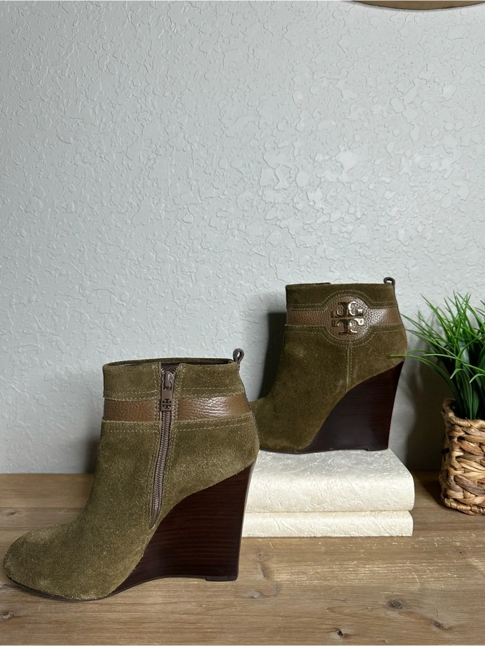 Tory Burch olive green suede wood wedge ankle boot with gold TT accent. Size 8.5